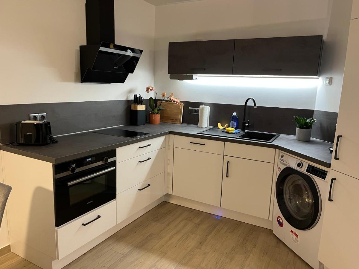 Neu Sanierte Wohnung Fuer 2-4 P Eschwege Exterior foto